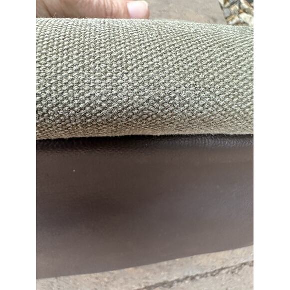 Lacrosse Shave Kit Travel Bathroom Make up Grooming - Olive Green/ Khaki - Picture 10 of 12